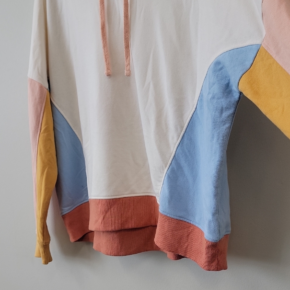 Natural Reflections Modern Colorblock Pullover Hoodie - Picture 10 of 15